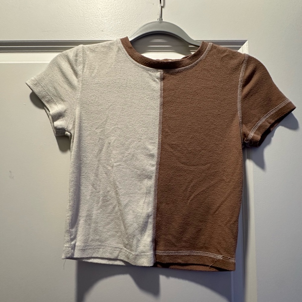 Split color crop top